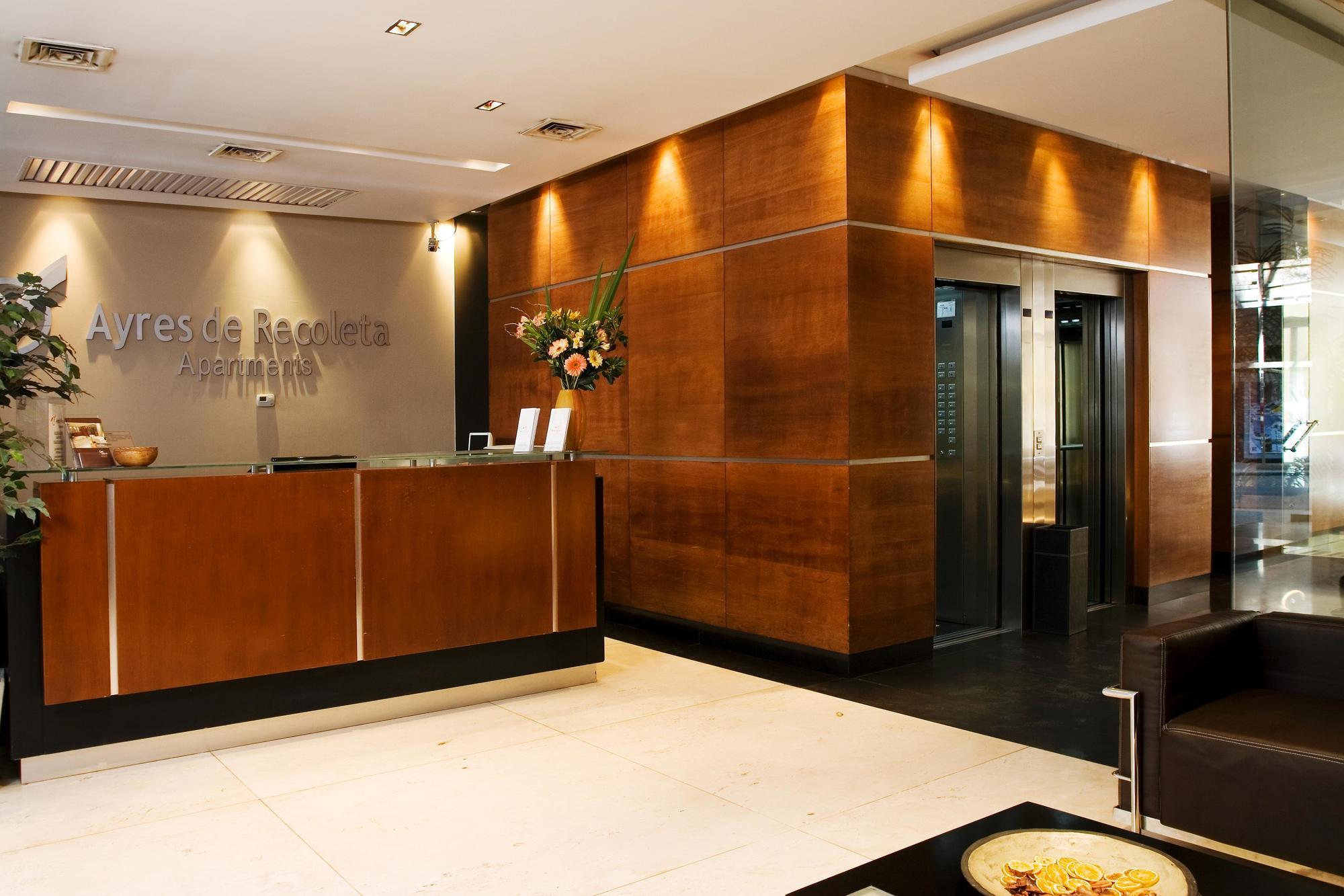 Uriburu 1756 By Ayres Apartments Recoleta Буенос Айрес Екстериор снимка