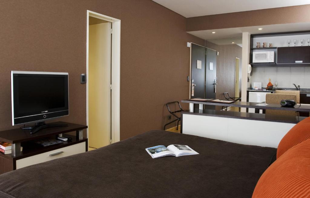 Uriburu 1756 By Ayres Apartments Recoleta Буенос Айрес Екстериор снимка
